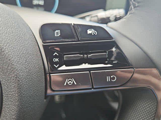 new 2025 Hyundai ELANTRA HEV car, priced at $29,105