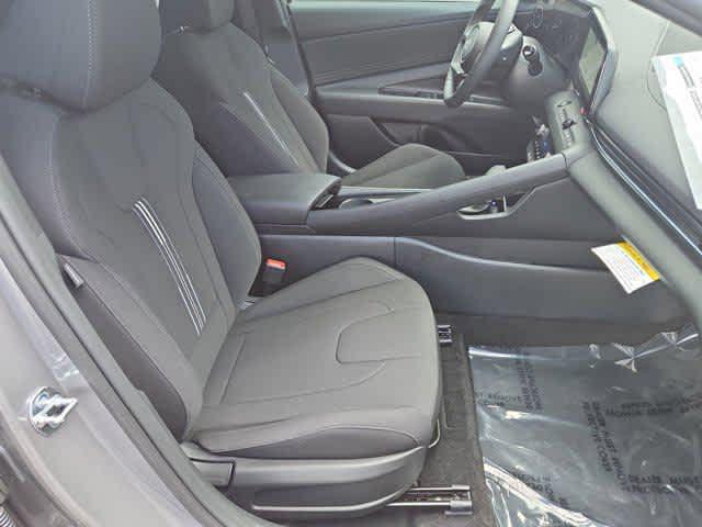 new 2025 Hyundai ELANTRA HEV car, priced at $29,105