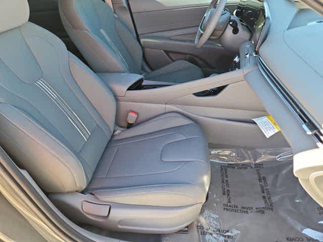 new 2025 Hyundai ELANTRA HEV car, priced at $29,105