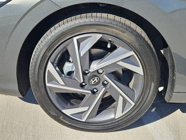 new 2025 Hyundai ELANTRA HEV car, priced at $29,105