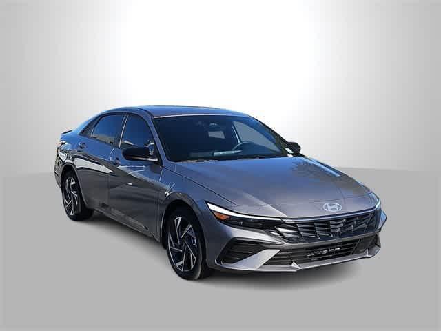 new 2025 Hyundai Elantra car, priced at $28,680