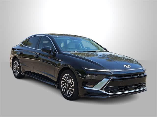 used 2024 Hyundai Sonata Hybrid car, priced at $25,000