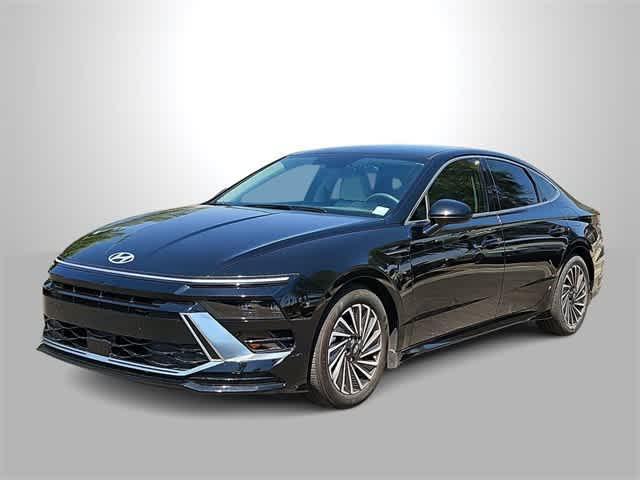 used 2024 Hyundai Sonata Hybrid car, priced at $25,000
