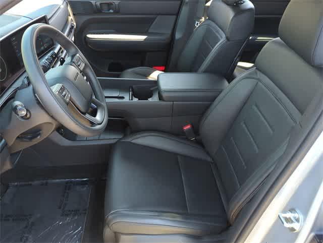 used 2024 Hyundai Santa Fe car, priced at $40,000