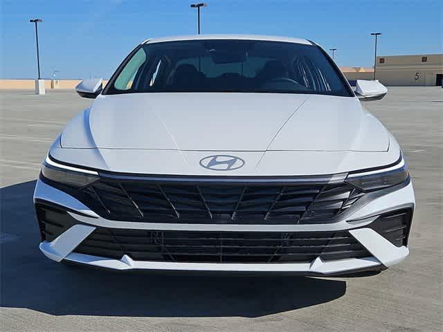 new 2024 Hyundai Elantra HEV car, priced at $28,430