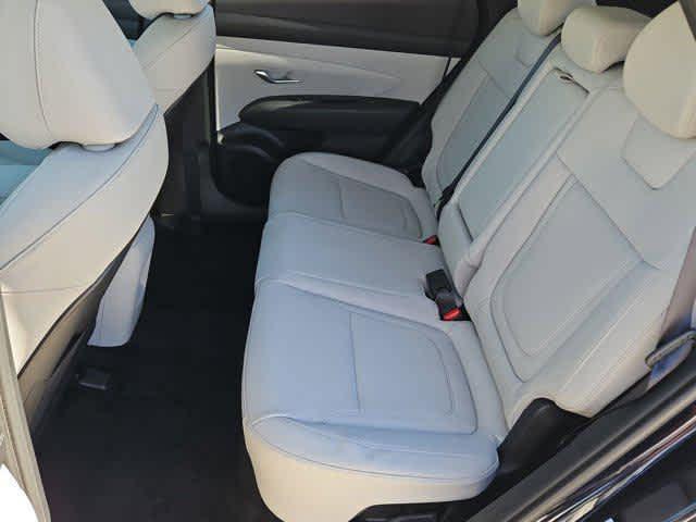 new 2025 Hyundai TUCSON Hybrid car, priced at $38,305