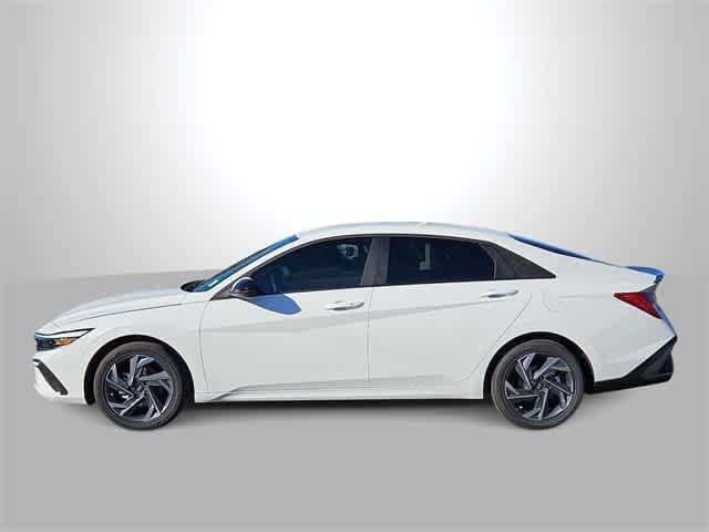 new 2025 Hyundai Elantra HEV car, priced at $29,180