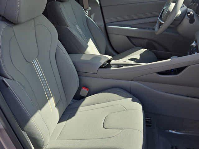 new 2025 Hyundai ELANTRA HEV car, priced at $28,670
