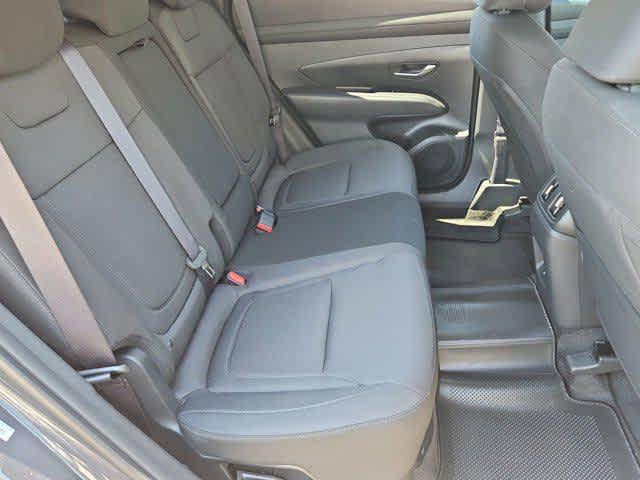 new 2025 Hyundai TUCSON Hybrid car, priced at $35,650