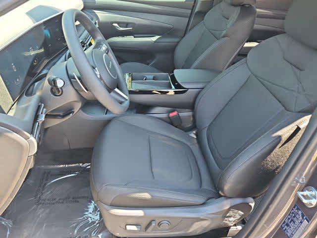 new 2025 Hyundai TUCSON Hybrid car, priced at $35,650
