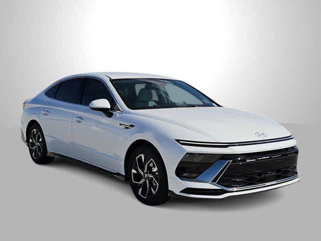 new 2025 Hyundai Sonata car, priced at $30,380