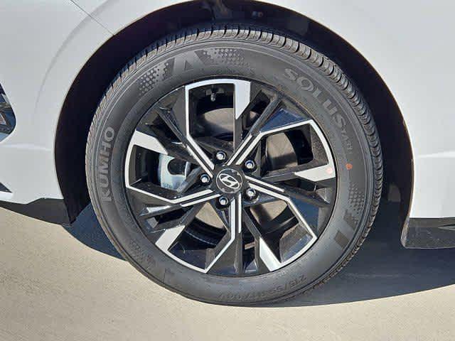 new 2025 Hyundai Sonata car, priced at $30,380