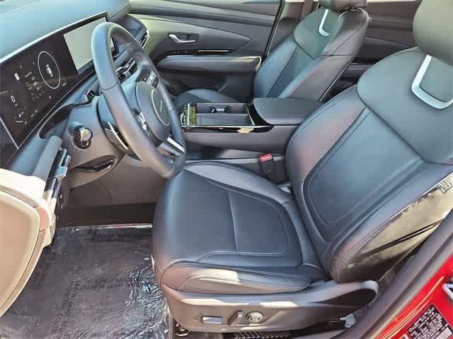 used 2025 Hyundai TUCSON Hybrid car, priced at $31,500