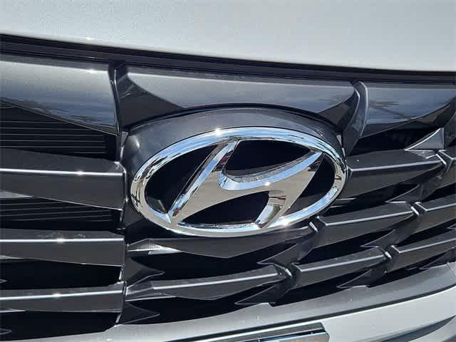 used 2024 Hyundai TUCSON Hybrid car, priced at $28,000