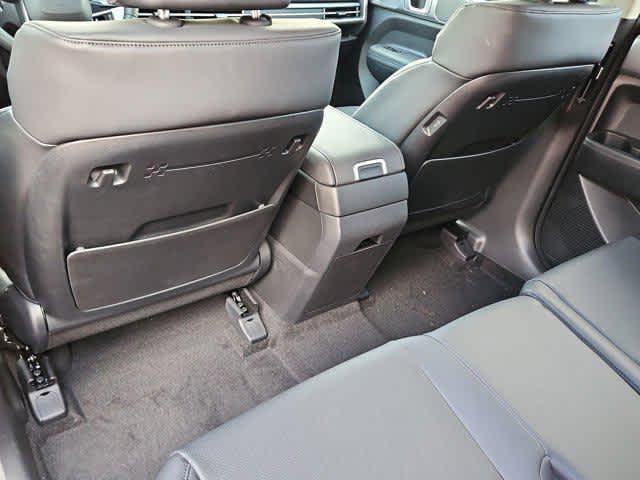 new 2025 Hyundai Santa Fe car, priced at $44,034