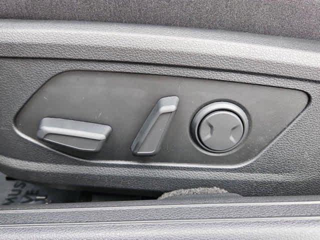 new 2025 Hyundai Sonata Hybrid car, priced at $32,885