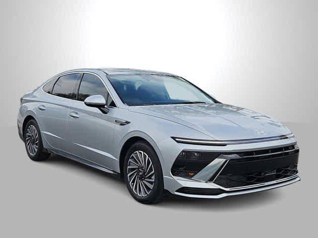 new 2025 Hyundai Sonata Hybrid car, priced at $32,885