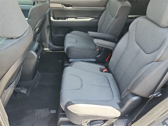used 2022 Hyundai Palisade car, priced at $28,000