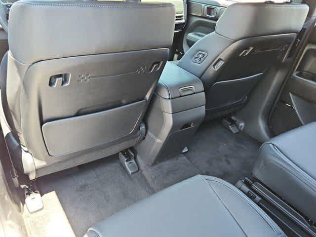 new 2025 Hyundai SANTA FE HEV car, priced at $52,510