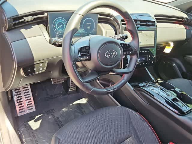 used 2024 Hyundai TUCSON Hybrid car, priced at $31,000
