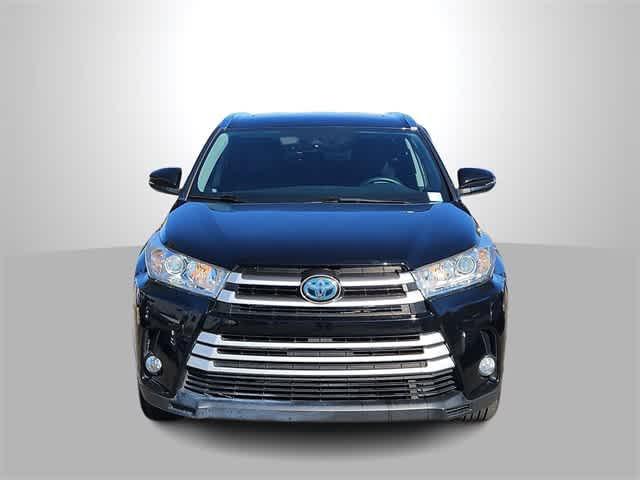 used 2019 Toyota Highlander Hybrid car, priced at $31,500