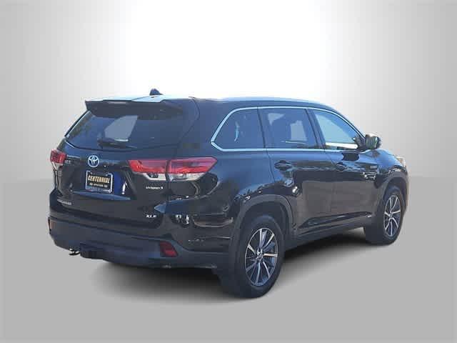 used 2019 Toyota Highlander Hybrid car, priced at $31,500