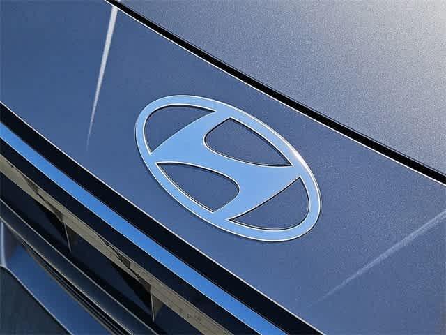 new 2024 Hyundai Elantra HEV car, priced at $31,170