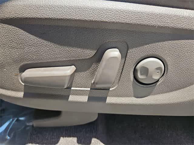 used 2019 Hyundai Santa Fe car, priced at $17,000