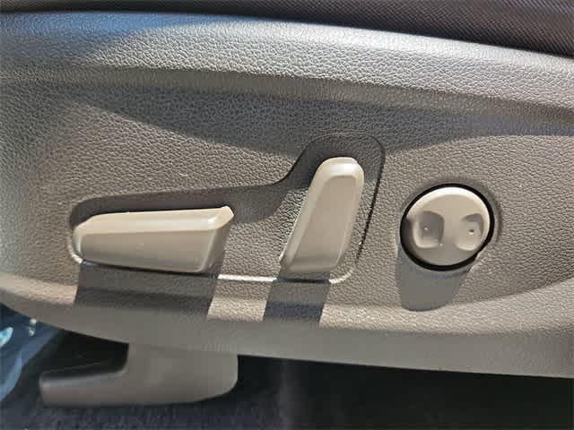 used 2023 Hyundai Santa Fe car, priced at $27,000