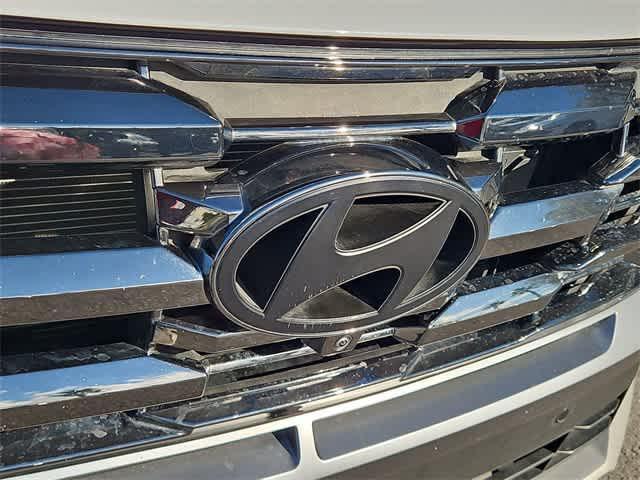 used 2025 Hyundai TUCSON Hybrid car, priced at $32,000