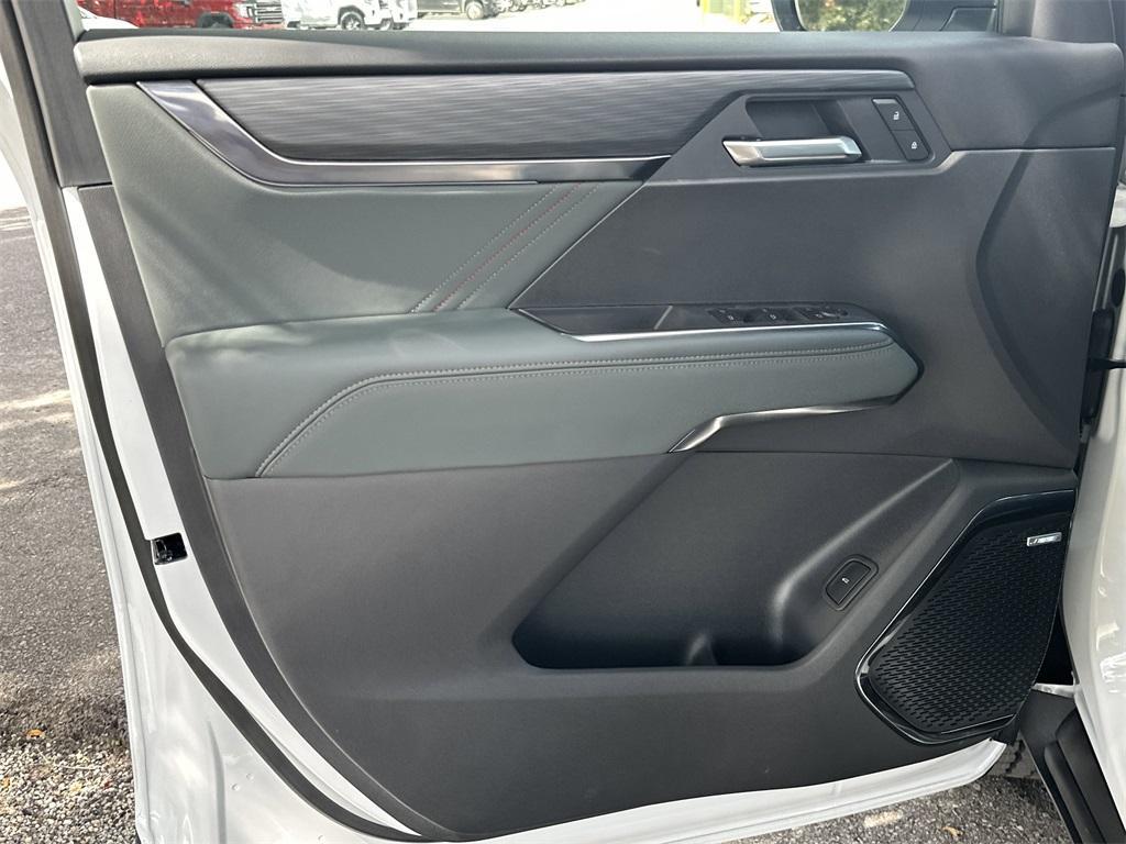 new 2026 GMC Acadia car, priced at $59,180