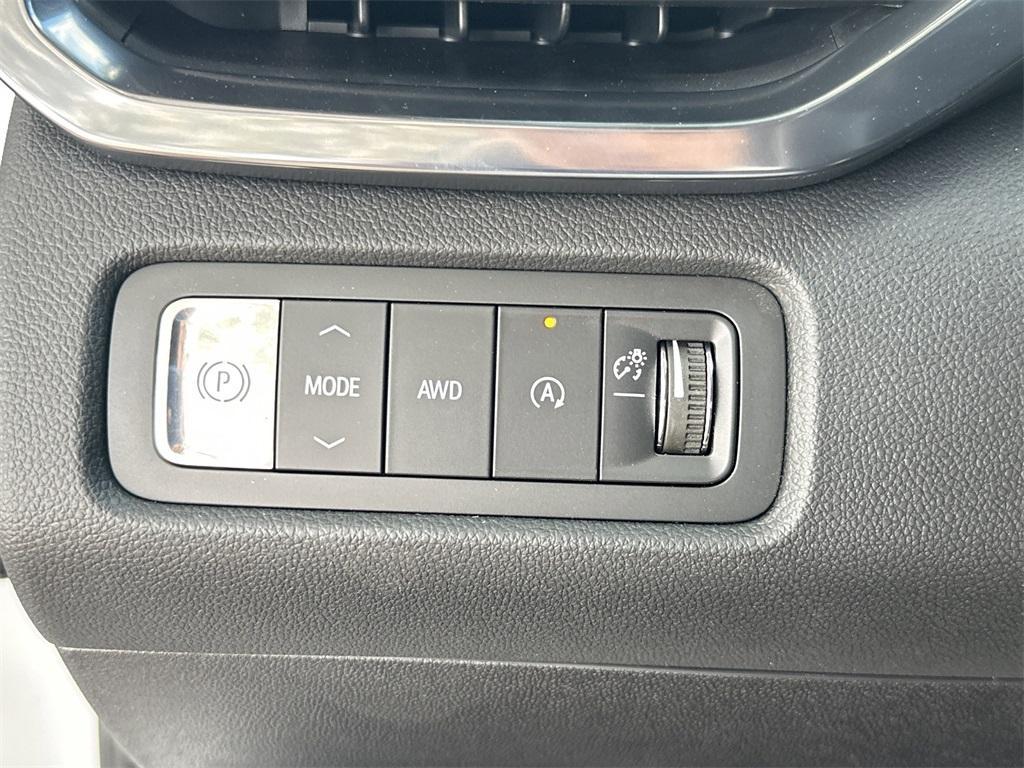 new 2026 GMC Acadia car, priced at $59,180