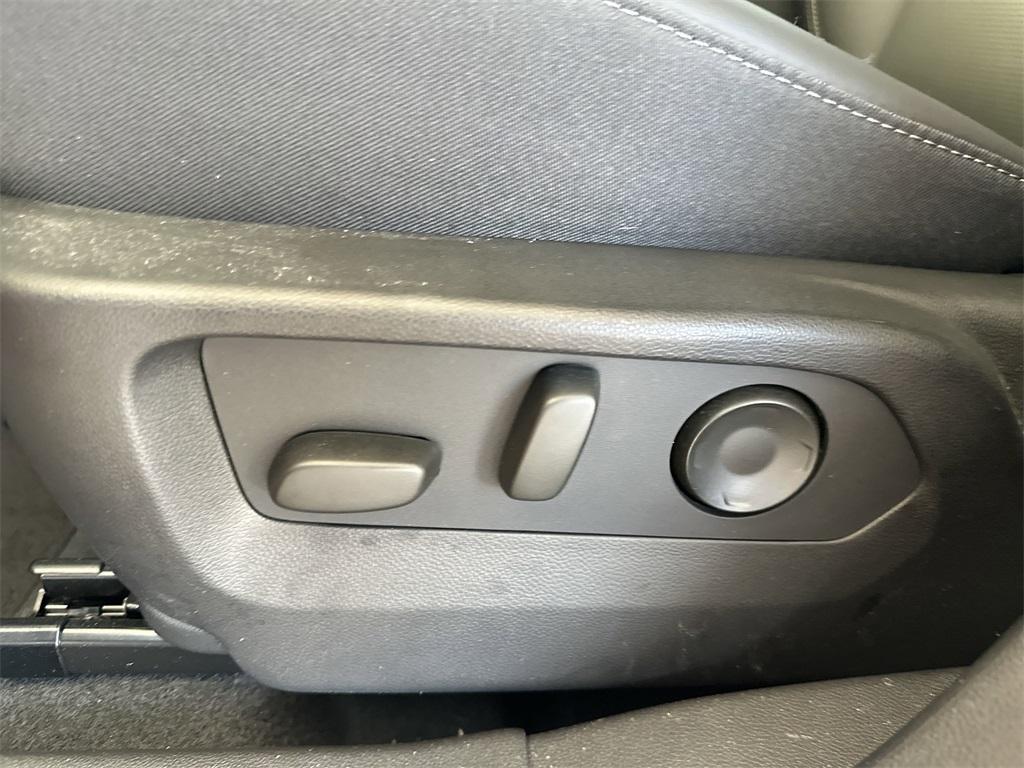 new 2025 Buick Envision car, priced at $32,740