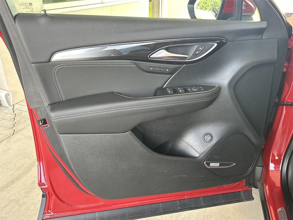 new 2025 Buick Envision car, priced at $32,740