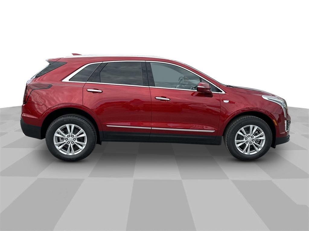 new 2025 Cadillac XT5 car, priced at $46,565