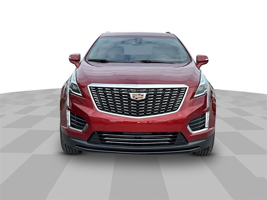 new 2025 Cadillac XT5 car, priced at $46,565