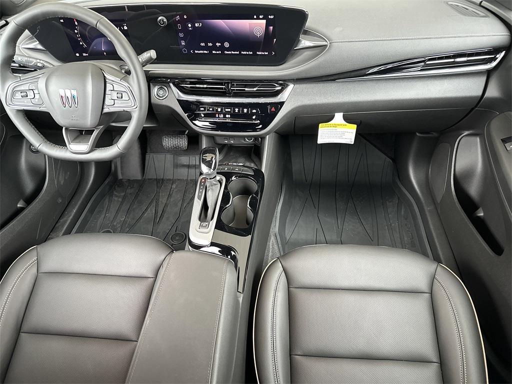 new 2025 Buick Envista car