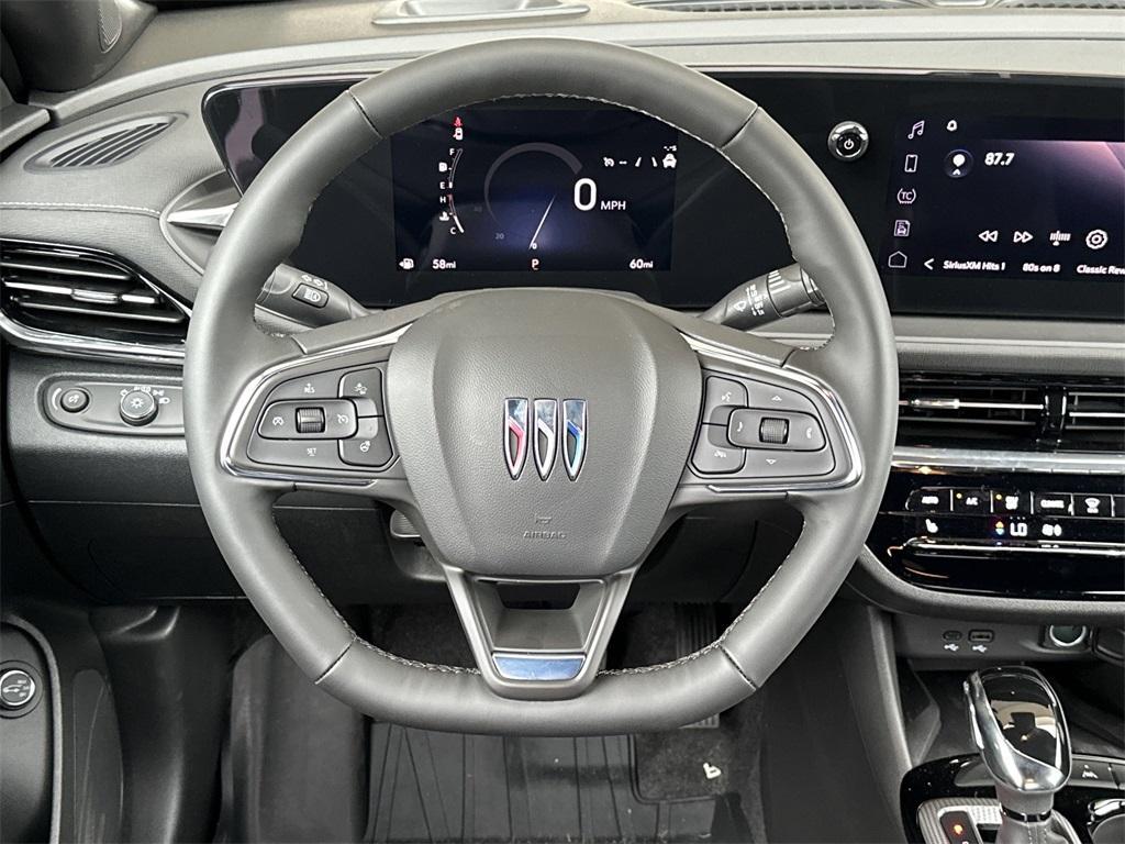 new 2025 Buick Envista car