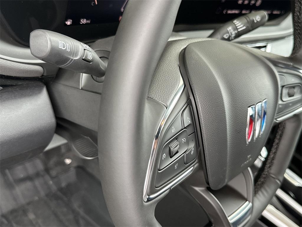new 2025 Buick Envista car
