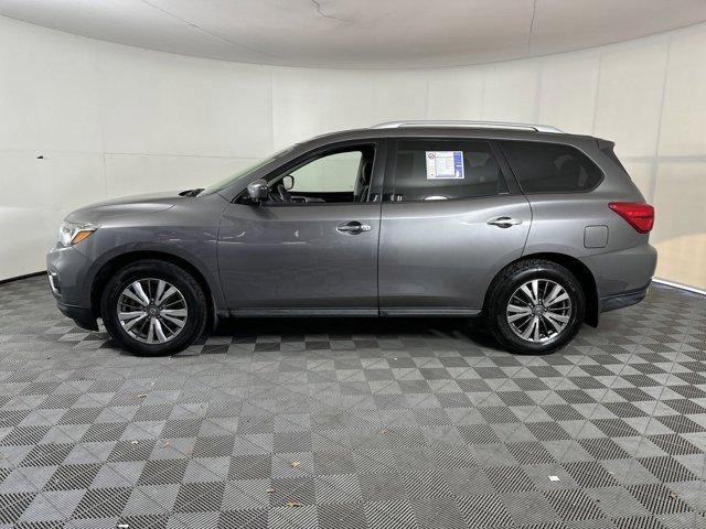 used 2019 Nissan Pathfinder car, priced at $17,424