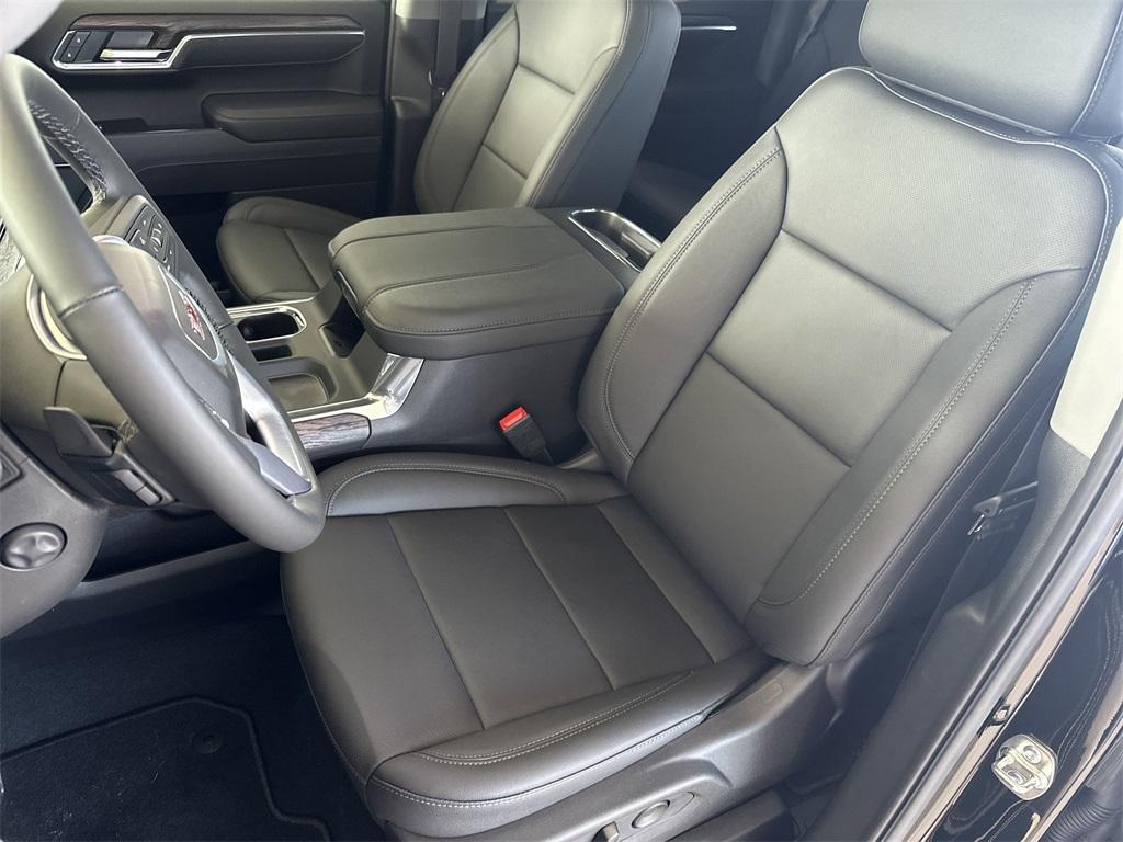 new 2025 GMC Sierra 1500 car, priced at $58,295