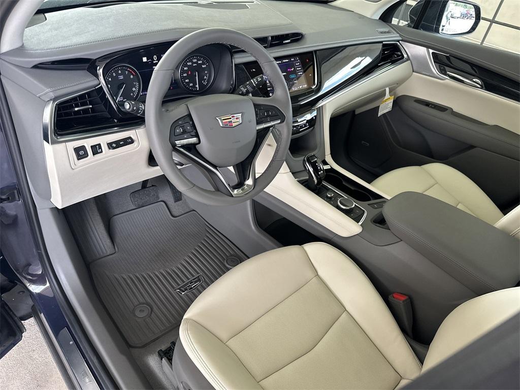 new 2025 Cadillac XT6 car, priced at $61,310