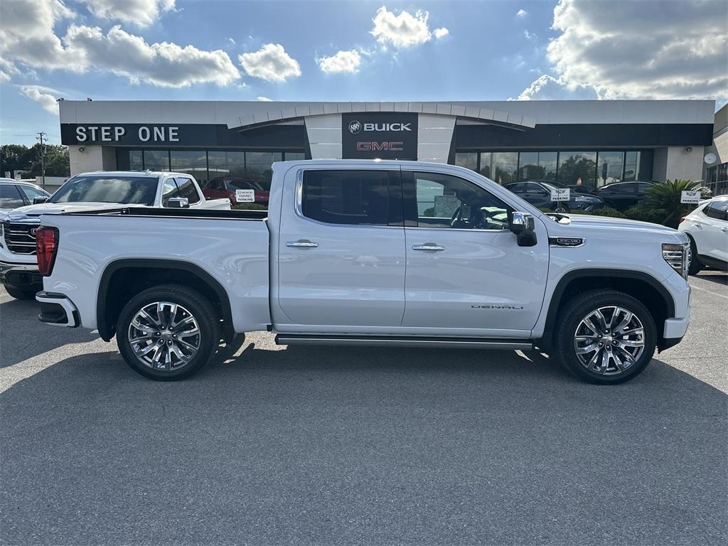 new 2026 GMC Sierra 1500 car, priced at $70,506