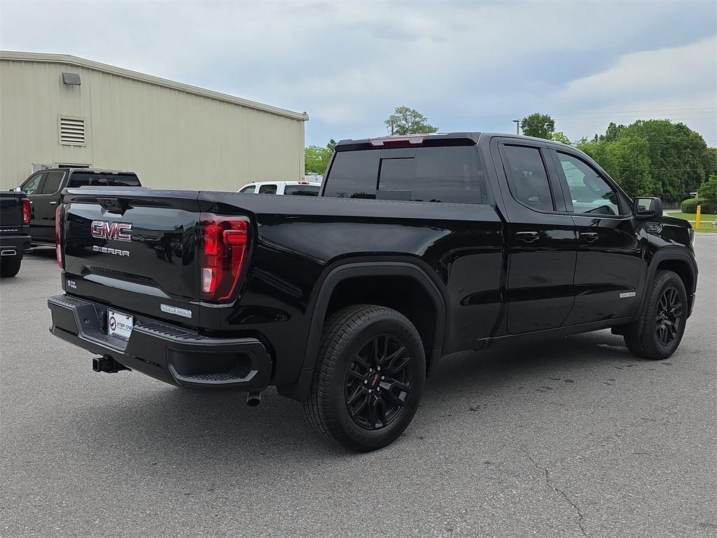 new 2025 GMC Sierra 1500 car, priced at $51,940