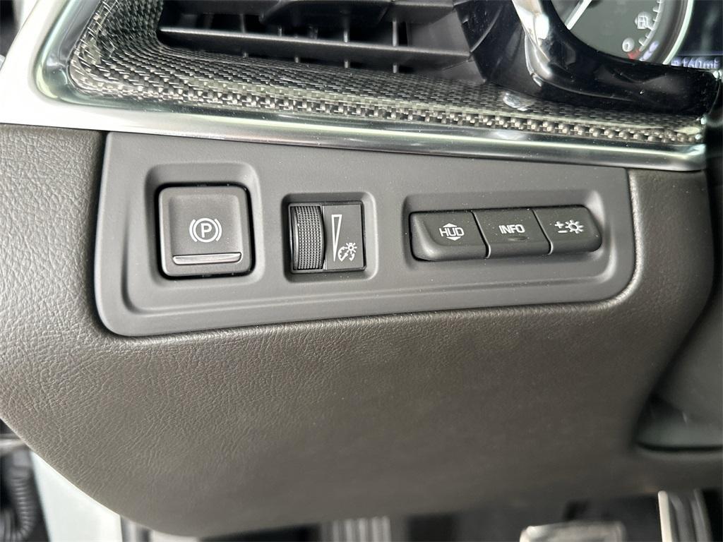 new 2026 Cadillac XT5 car