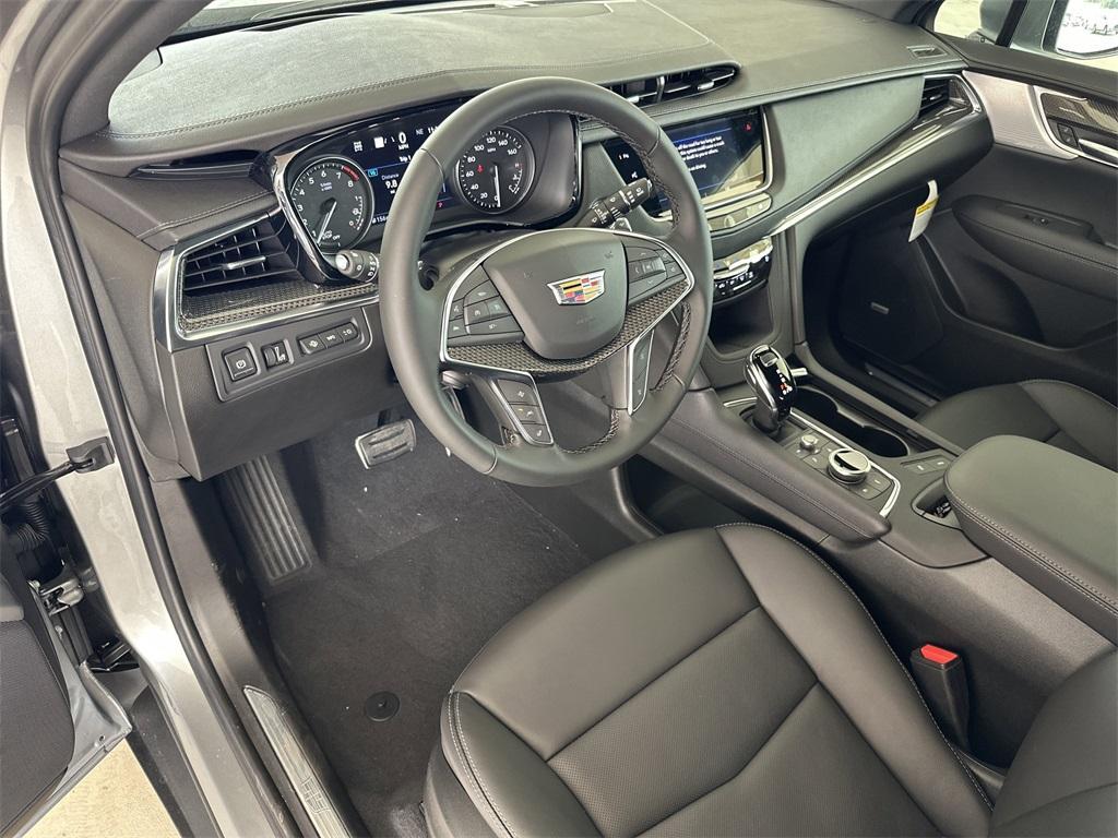 new 2026 Cadillac XT5 car