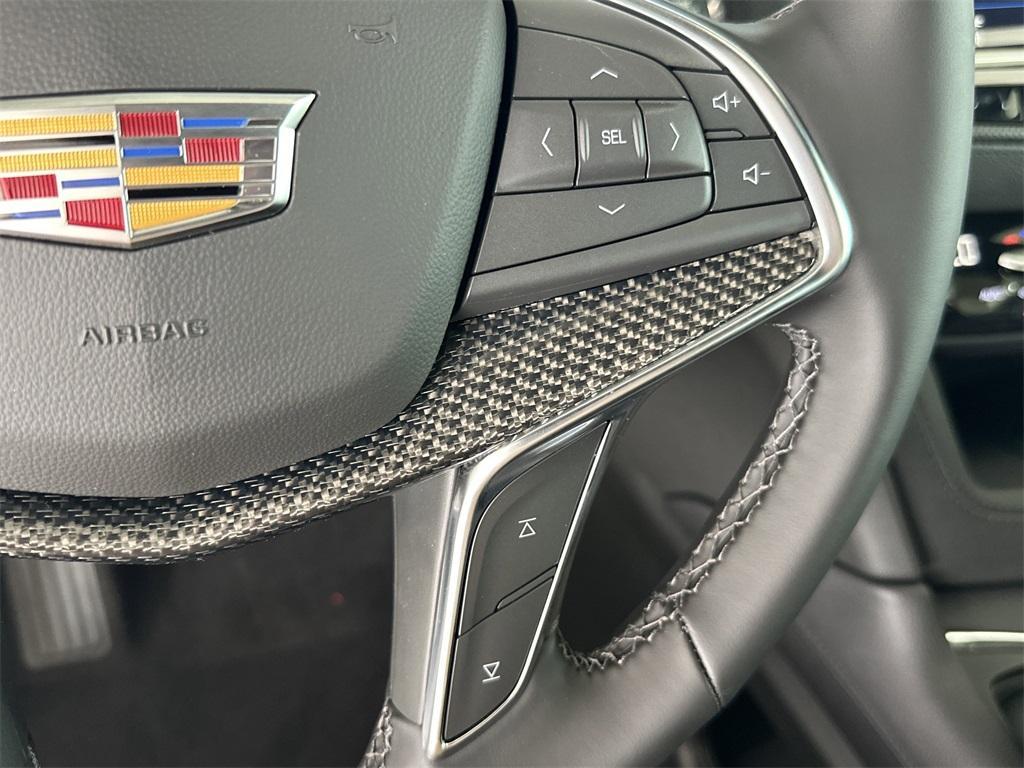 new 2026 Cadillac XT5 car