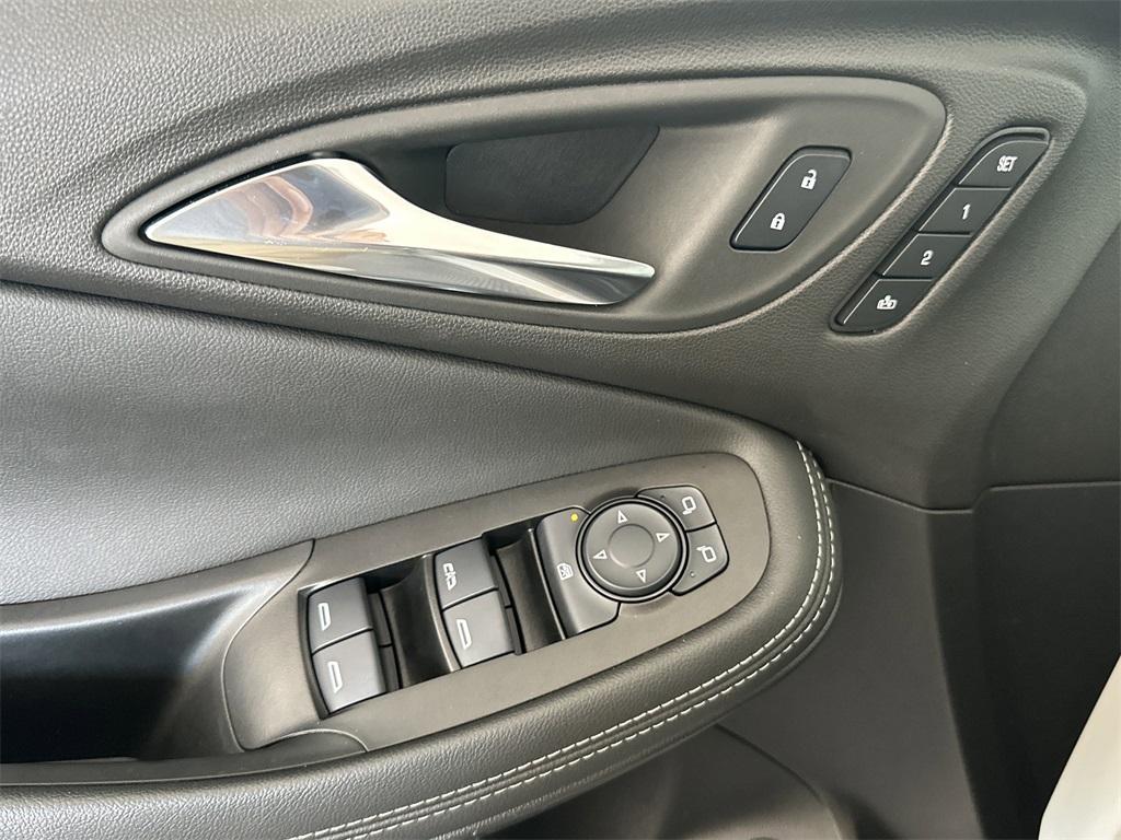 used 2022 Buick Encore GX car, priced at $23,591