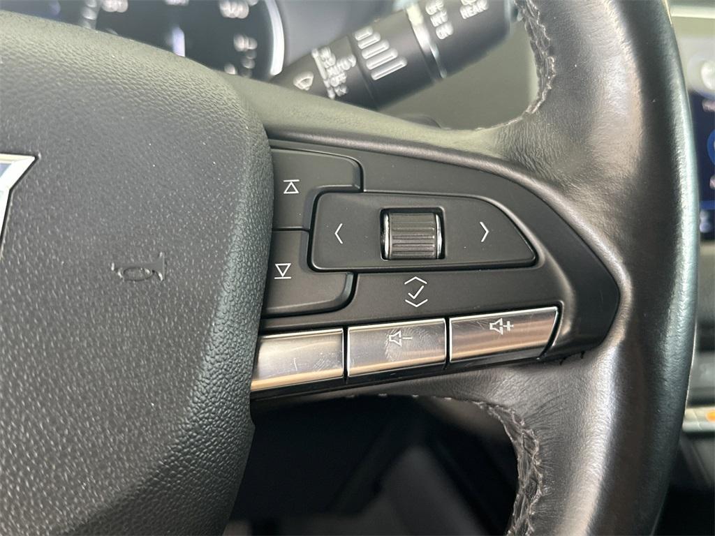 used 2020 Cadillac XT4 car, priced at $18,601