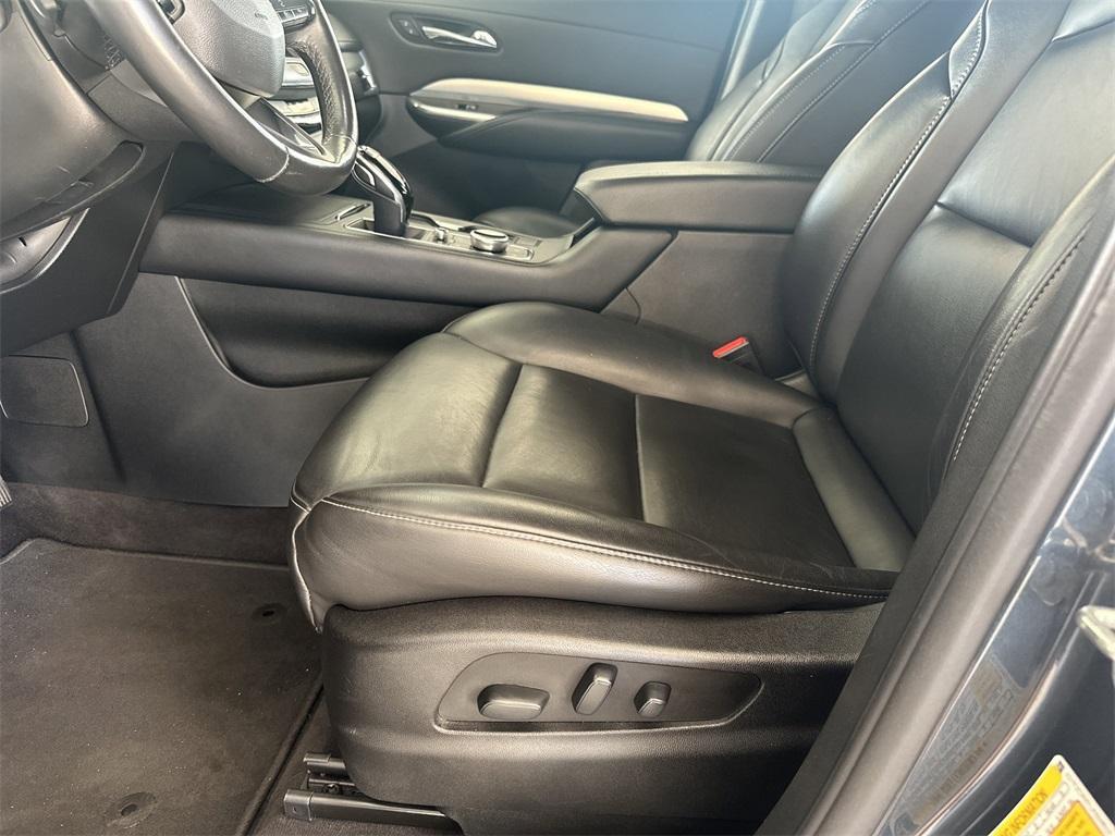 used 2020 Cadillac XT4 car, priced at $18,601